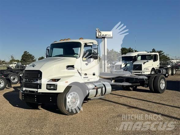 Mack MD6 Camion cabina sasiu