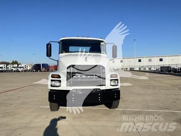 Mack MD6 Camioane platforma/prelata