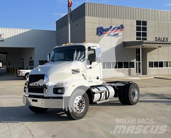 Mack MD6 Autobasculanta