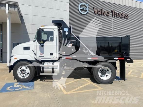 Mack MD6 Autobasculanta