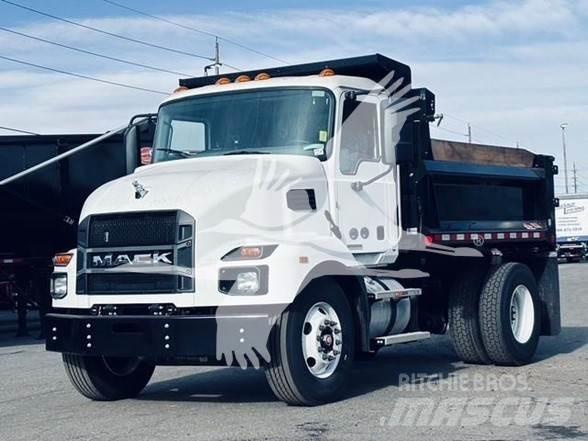 Mack MD6 Autobasculanta