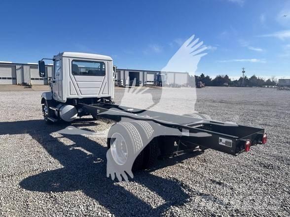 Mack MD6 Camion cabina sasiu