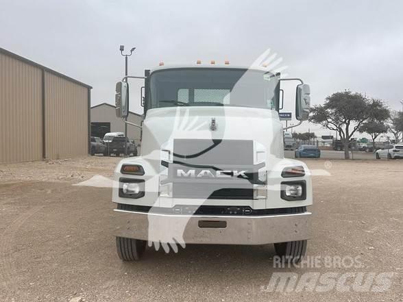 Mack MD6 Utilaje construcții - Altele