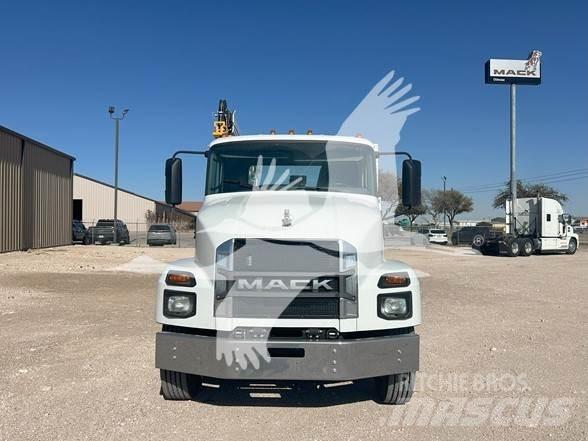 Mack MD6 Utilaje construcții - Altele