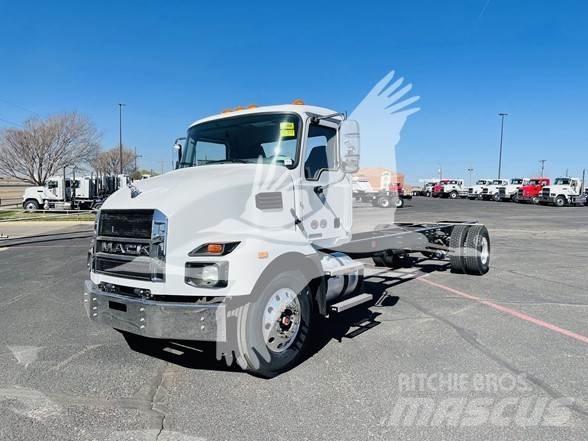 Mack MD6 Camion cabina sasiu