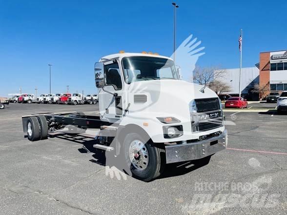 Mack MD6 Camion cabina sasiu