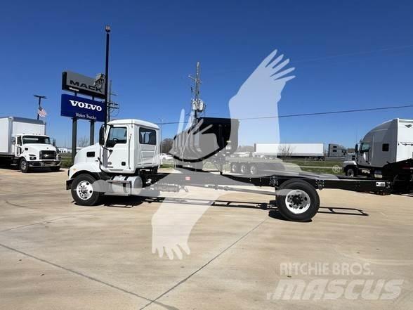 Mack MD6 Camion cabina sasiu