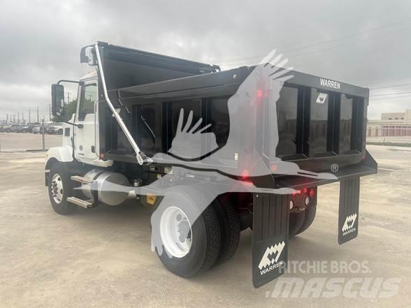 Mack MD6 Autobasculanta