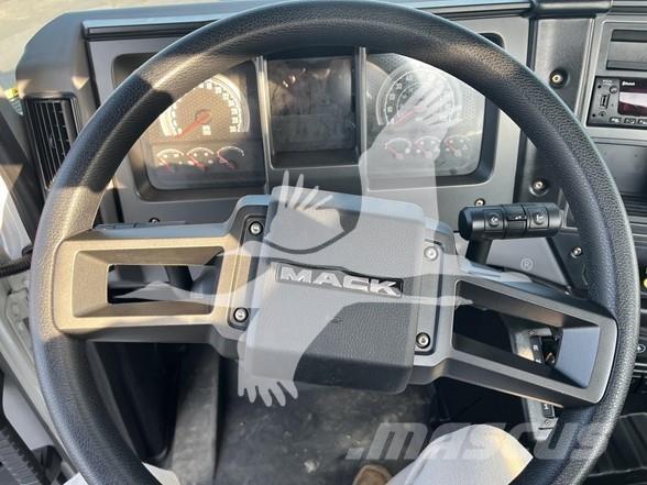 Mack MD6 Utilaje construcții - Altele