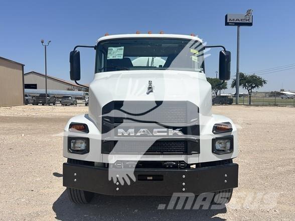 Mack MD6 Utilaje construcții - Altele