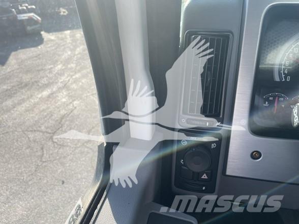 Mack MD6 Camion cabina sasiu