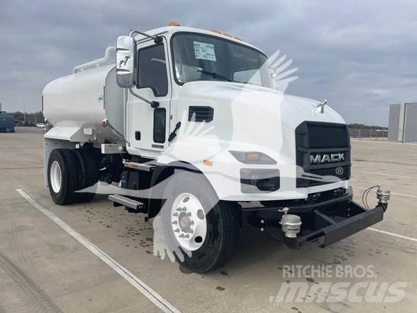 Mack MD7 Cisterne