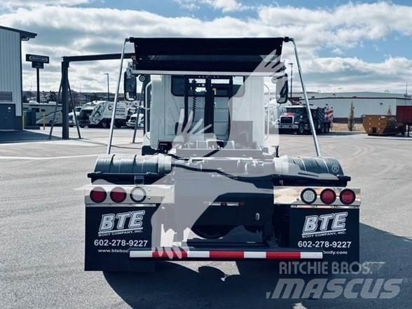 Mack MD7 Utilaje construcții - Altele