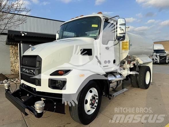 Mack MD7 Cisterne