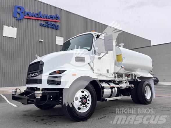 Mack MD7 Cisterne