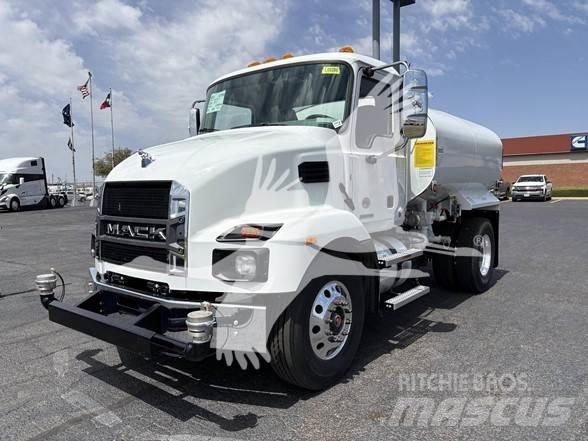 Mack MD7 Cisterne