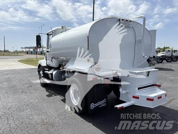 Mack MD7 Cisterne