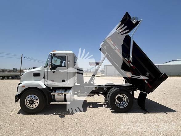 Mack MD7 Autobasculanta