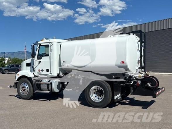 Mack MD7 Cisterne