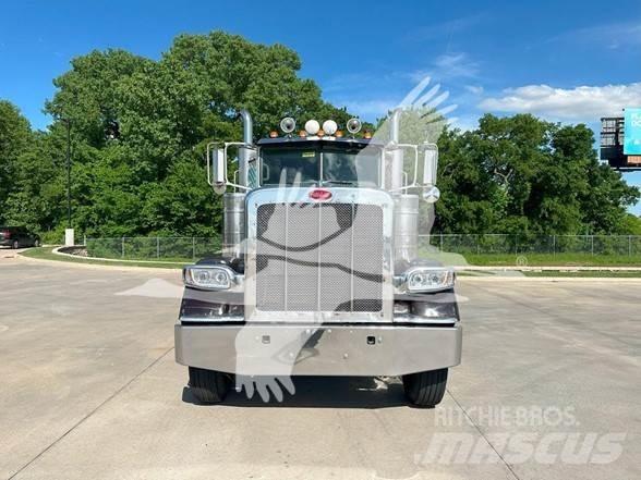 Peterbilt 388 Autotractoare