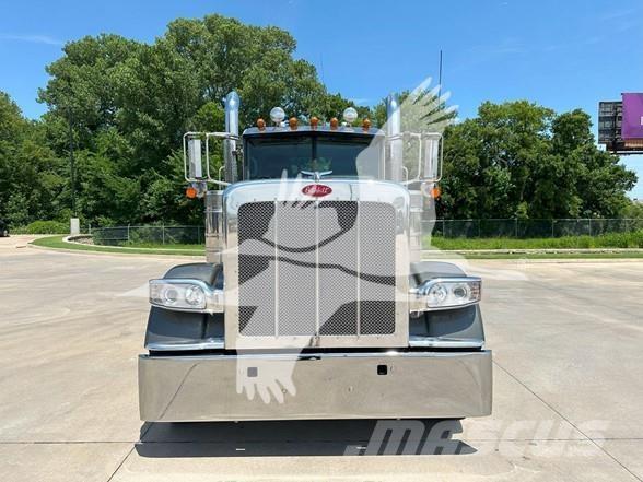 Peterbilt 389 Autotractoare