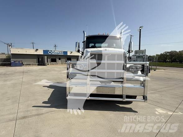 Peterbilt 567 Autotractoare