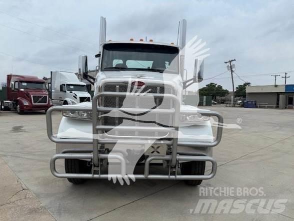 Peterbilt 567 Autotractoare