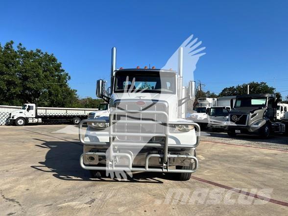 Peterbilt 567 Autotractoare