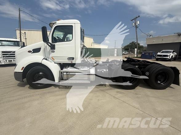 Peterbilt 579 Autotractoare