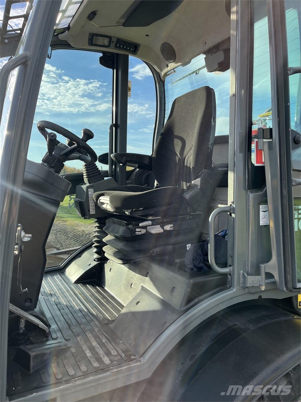 Wacker Neuson WL 52 Incarcator pe pneuri