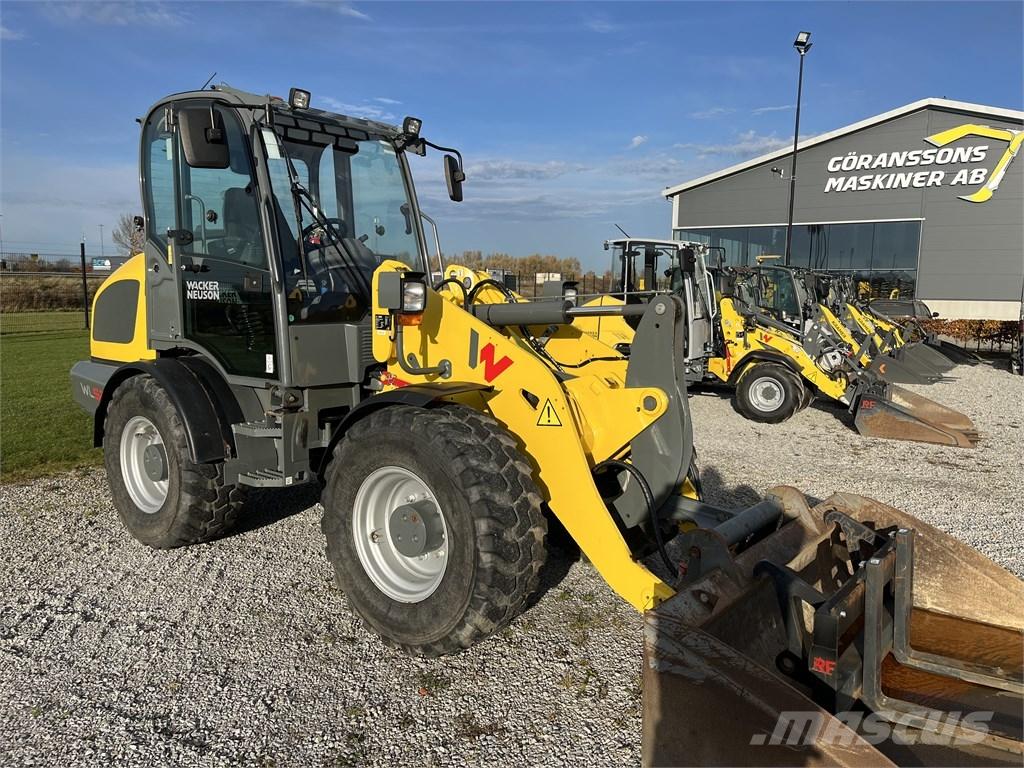 Wacker Neuson WL 52 Incarcator pe pneuri
