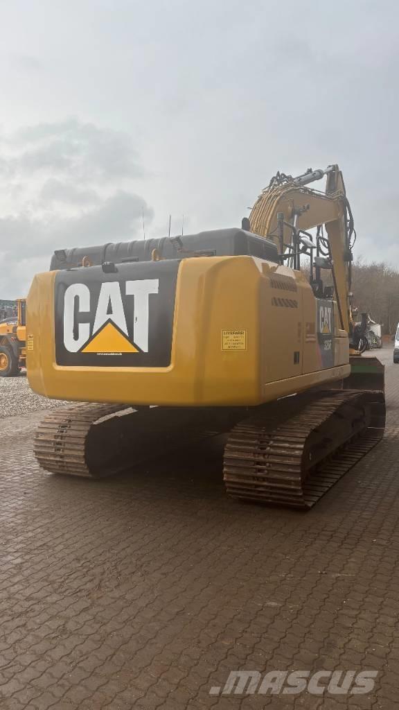 CAT 326 F L Excavatoare pe șenile
