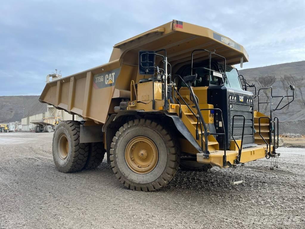 CAT 775G Camioane cu basculante rigide