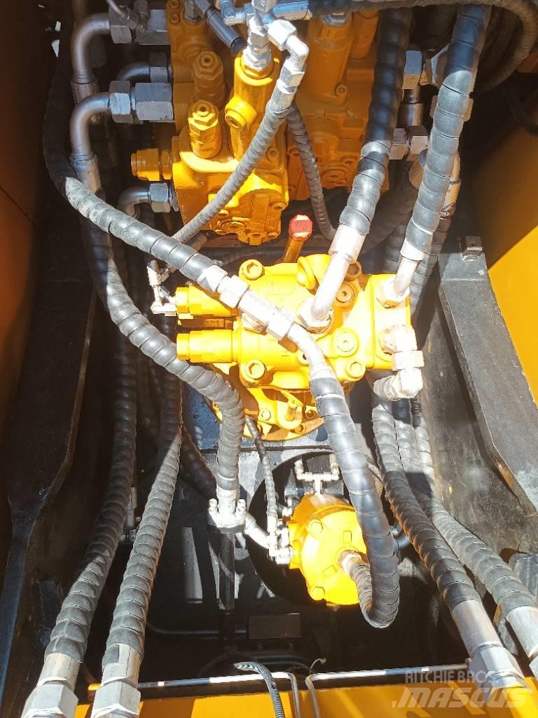 Sany SY 135C Excavatoare 7t - 12t