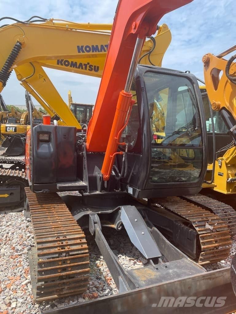 Hitachi ZX 70 Excavatoare pe șenile
