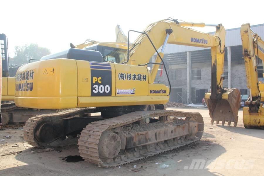 Komatsu PC 300-7 Excavatoare pe șenile
