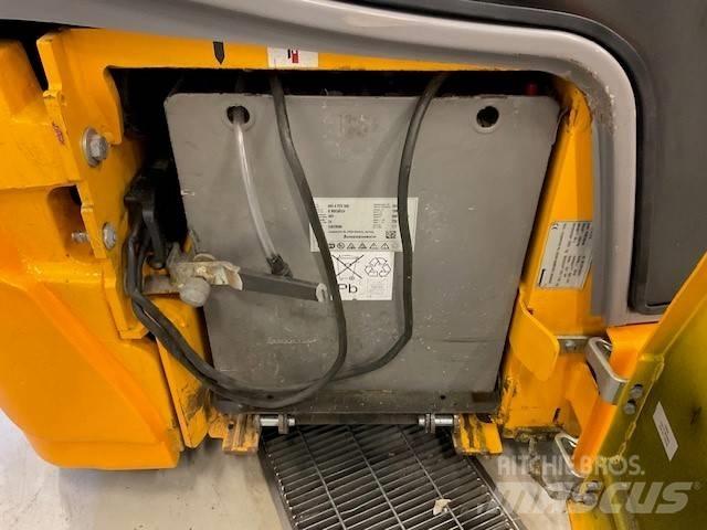 Jungheinrich EFG 215 Stivuitor electric