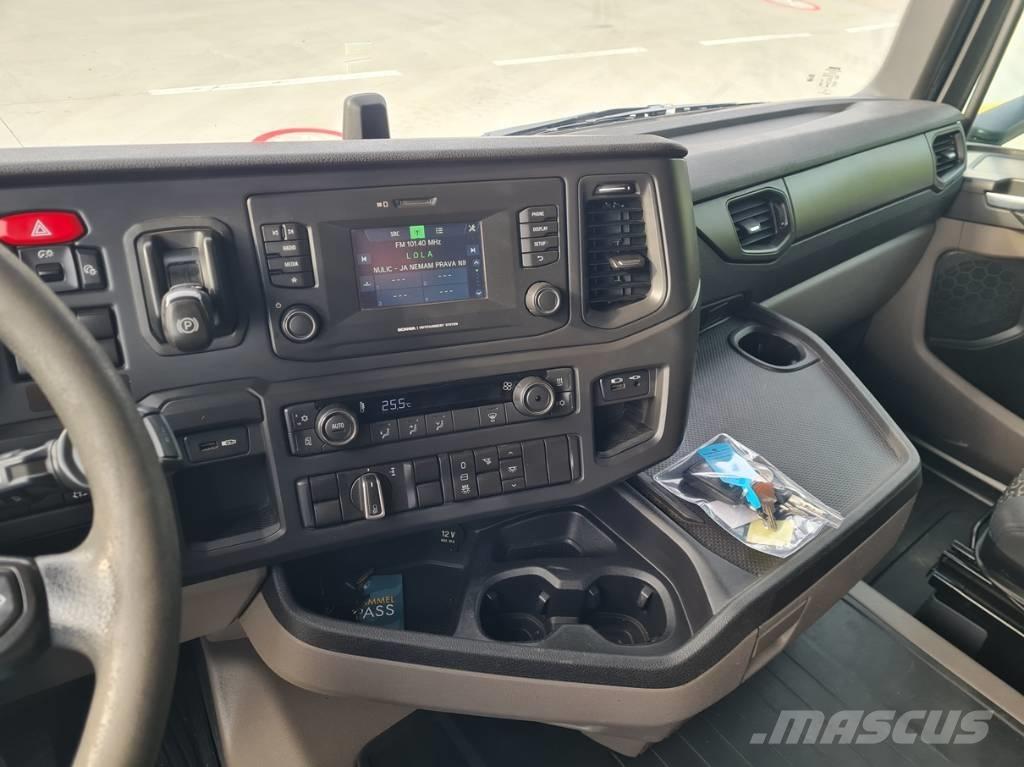 Scania R450 Autotractoare