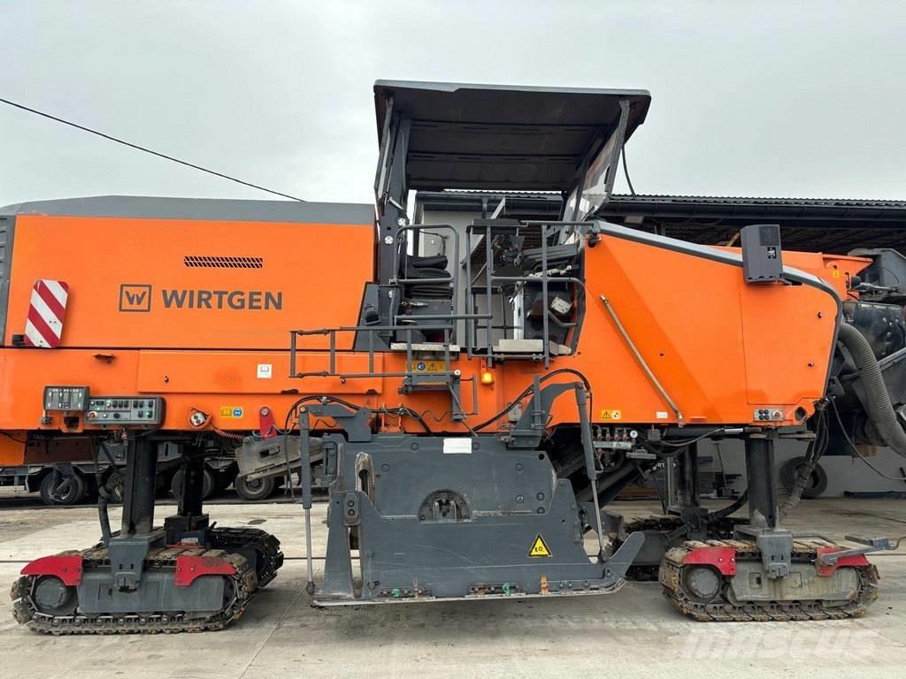 Wirtgen W 210i Utilaje asfalt cu freze reci