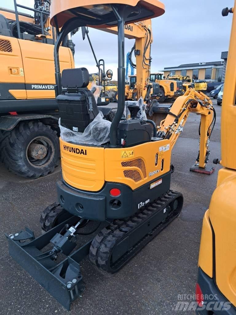 Hyundai R17Z-9AK Mini excavatoare < 7t