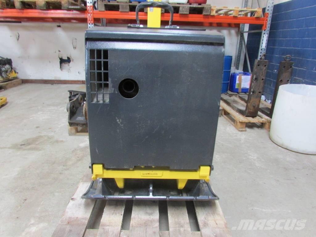 Bomag BPR 70/70 DE Vibratoare