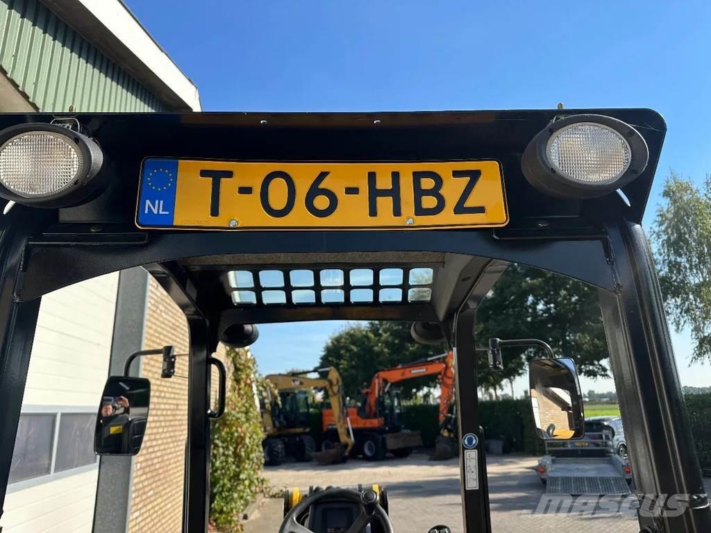 Gehl AL550 Incarcator pe pneuri