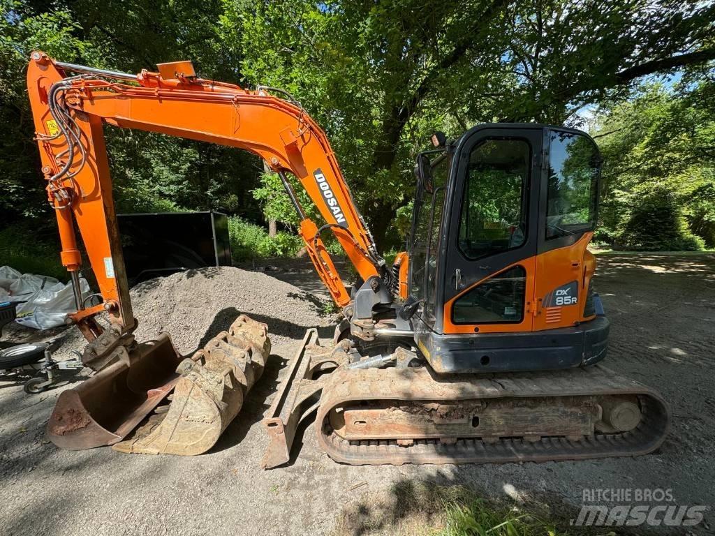 Doosan DX 85 R-3 Excavatoare 7t - 12t