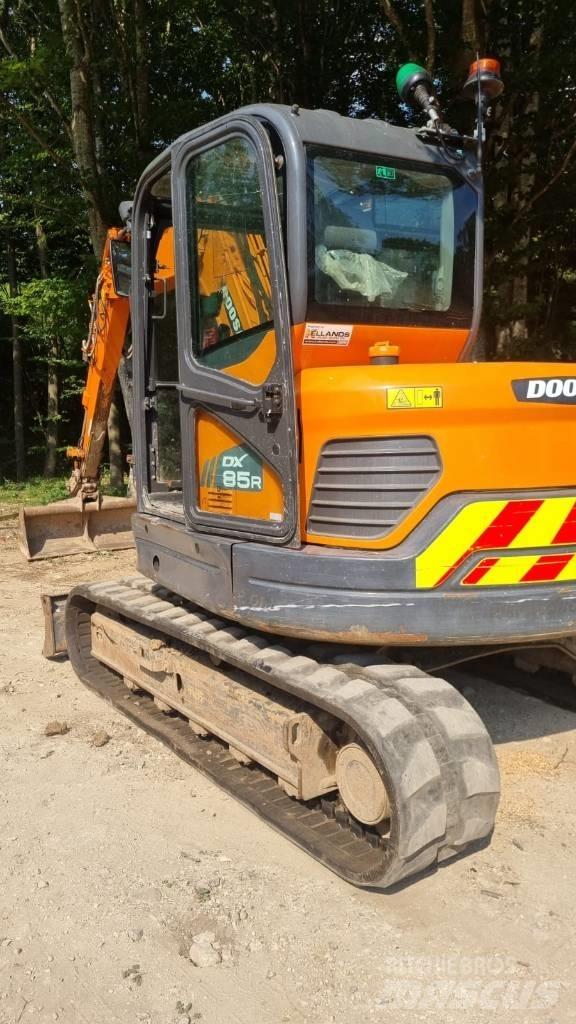 Doosan DX 85 R-3 Excavatoare 7t - 12t
