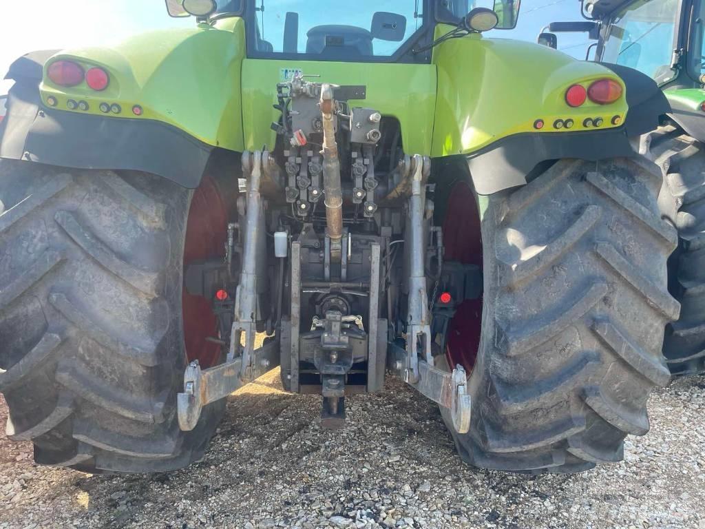 CLAAS Axion 840 Tractoare