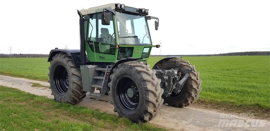 Fendt Xylon 520 Tractoare