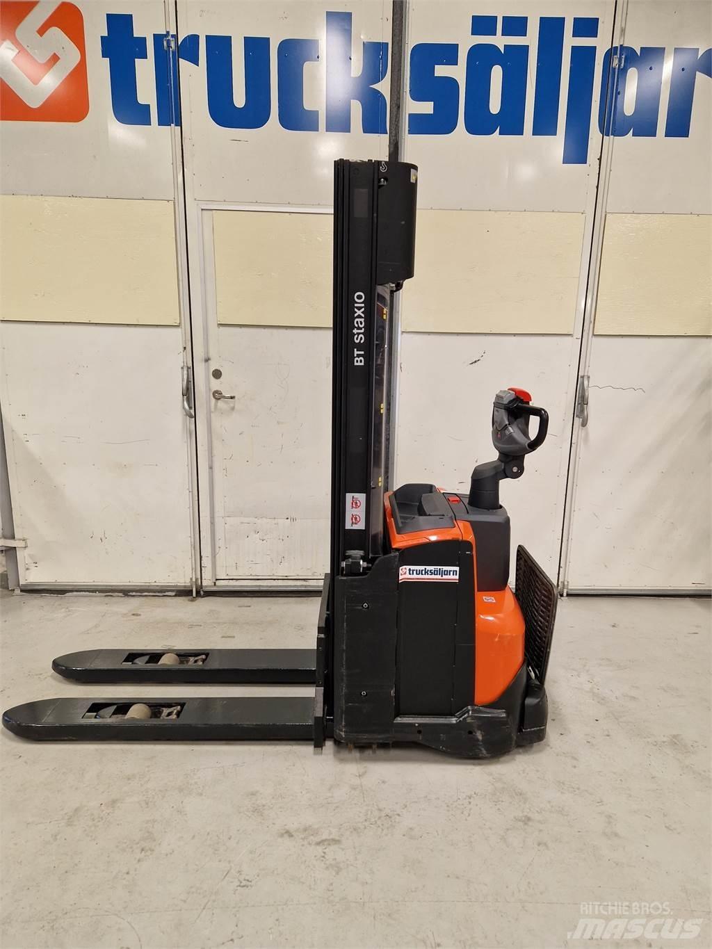 Toyota SWE120L Transpaleta manuala