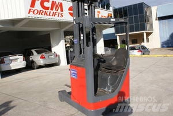 Linde R14 Stivuitor cu catarg retractabil