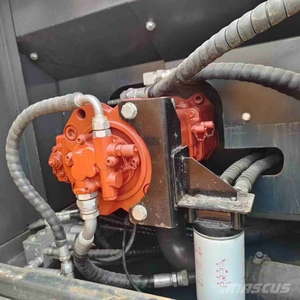 Hyundai 220LC-9S Excavatoare pe șenile
