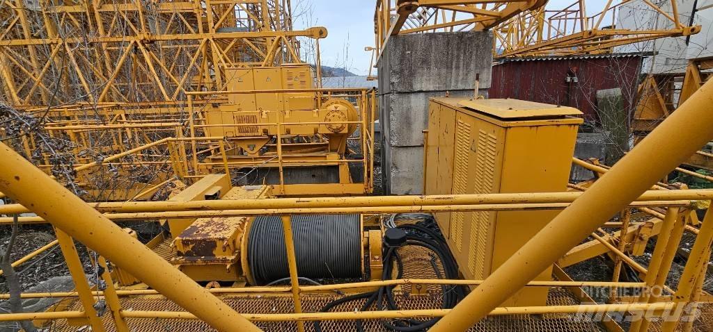 Liebherr 80 HC Macarale turn
